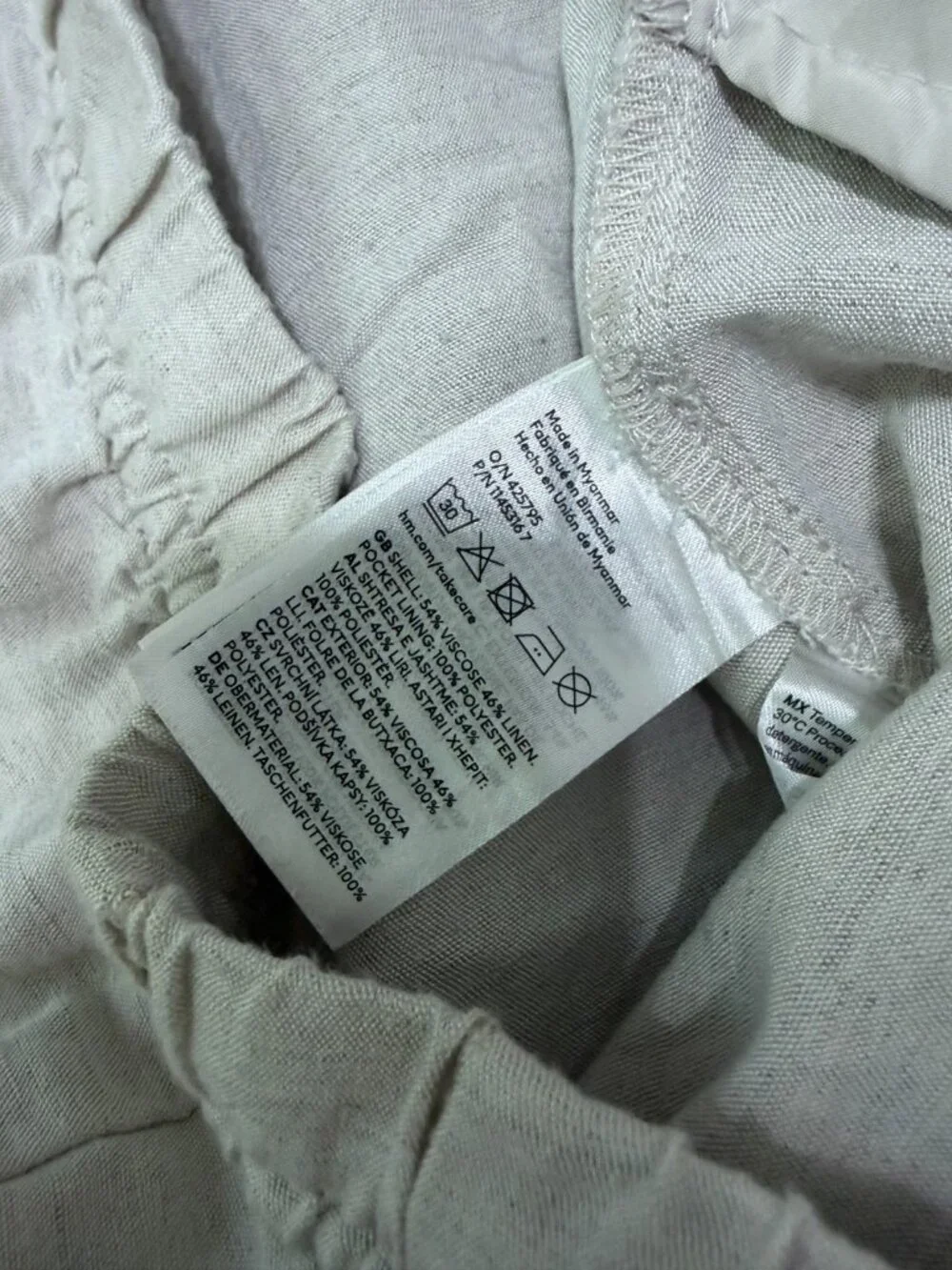 H&M Women's Cropped Pants Size Small Oatmeal Beige Linen Viscose Pull On Elastic